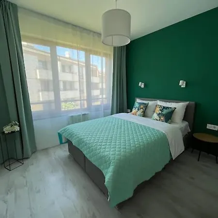 Апартамент Cite Jardin Apart @ 2 Bedroom *